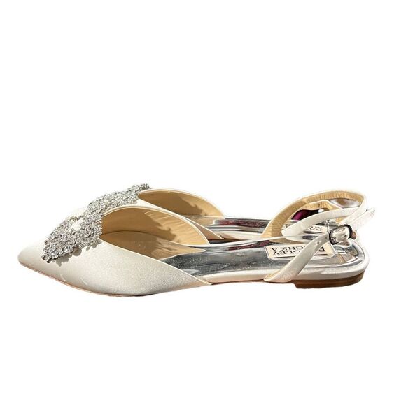 Badgley Mischka 6.5 White Satin Saga Crystal Flat Point Toe Slingbacks Silver - Picture 6 of 10